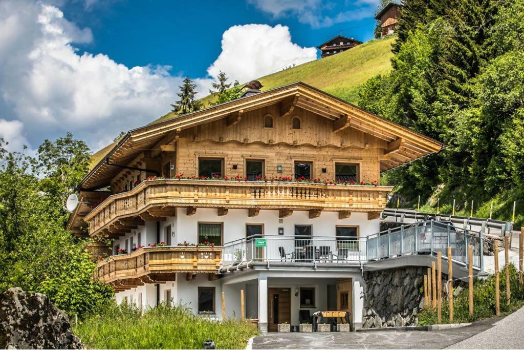 Ferienwohnung Tobias Целль-ам-Ціллер Екстер'єр фото